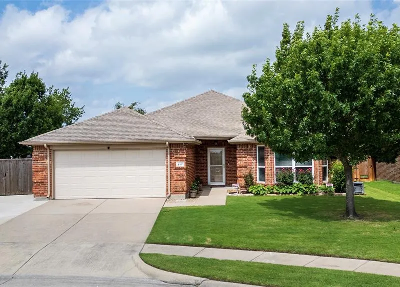917 Zoe Street, Royse City TX 75189