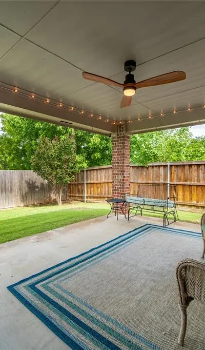 917 Zoe Street, Royse City TX 75189 - Photo 2
