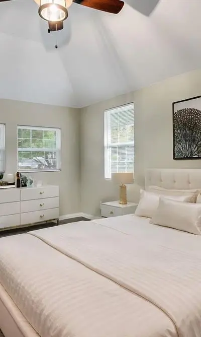 1037 E Cantey Street, Fort Worth TX 76104 - Photo 4