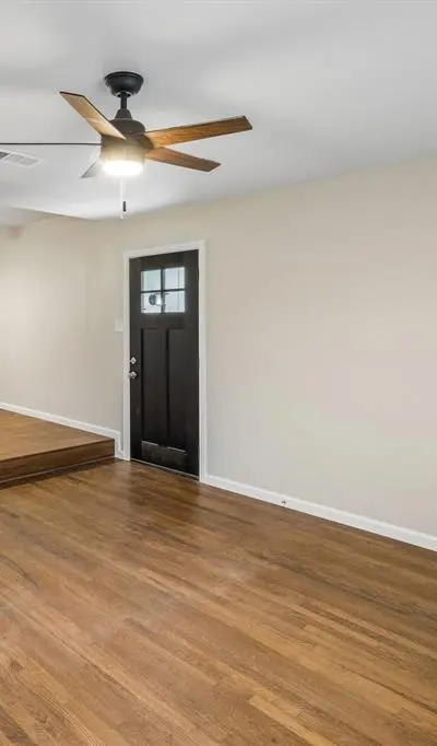 636 Kessler Boulevard, Sherman TX 75092 - Photo 3