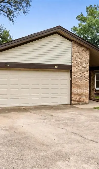 329 Stratford Drive, Hurst TX 76054 - Photo 3