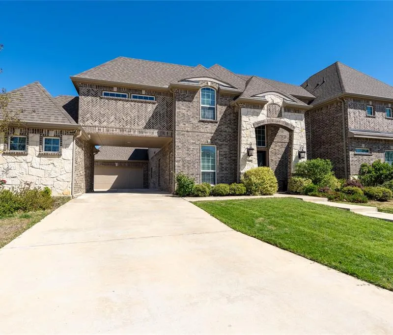 508 Tennington Lane, Shady Shores TX 76208