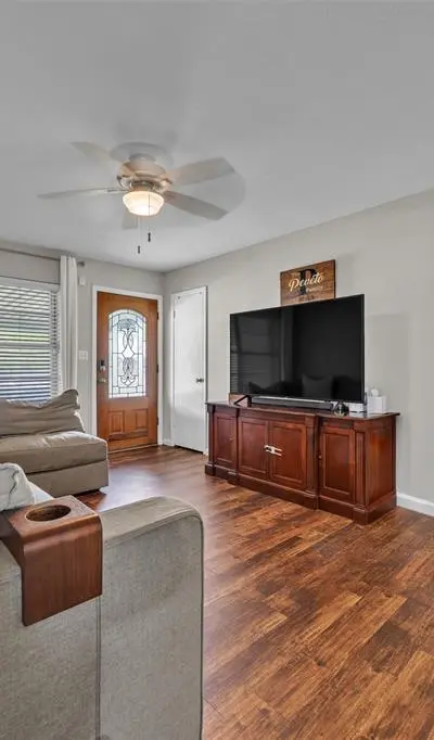 102 Thomas Street, Joshua TX 76058 - Photo 4