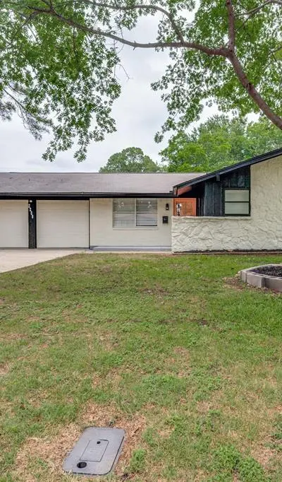 2209 Hackberry Drive, Arlington TX 76013