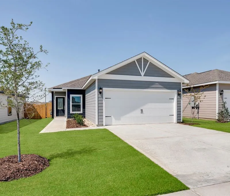 8325 White Wolf Trail, Ponder TX 76259