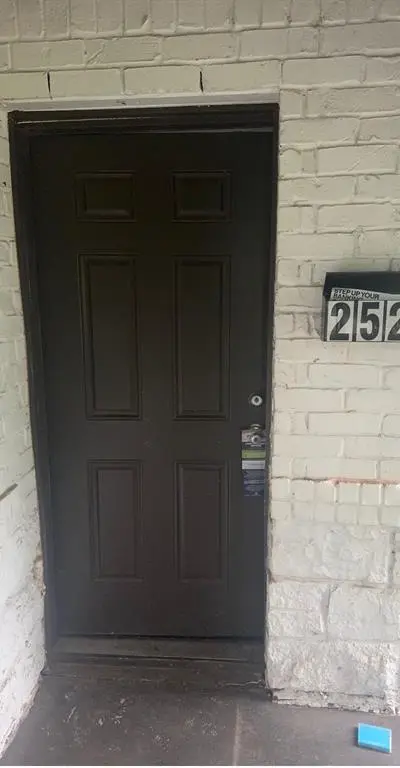 2526 Exline Street, Dallas TX 75215 - Photo 2