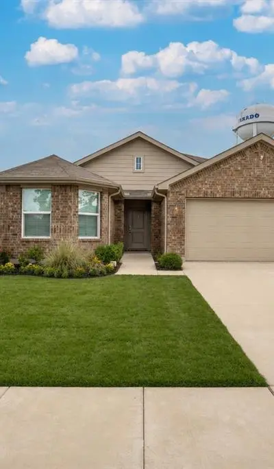 608 Breckenridge Park Drive, Alvarado TX 76009