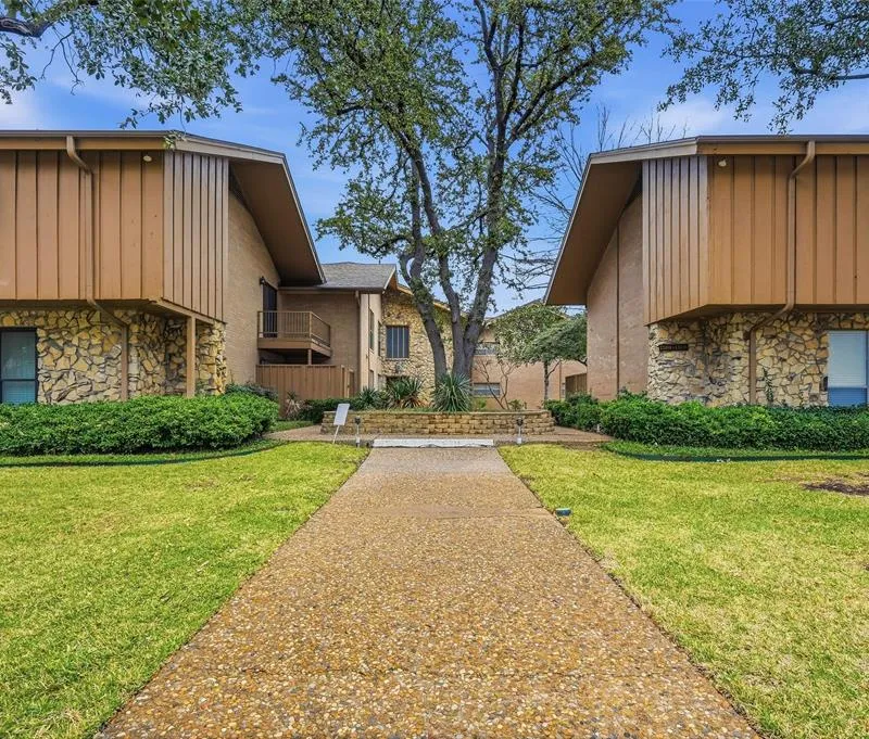 11400 Park Central Place # C, Dallas TX 75230