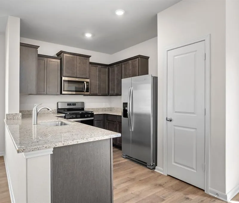 8437 White Wolf Trail, Ponder TX 76259