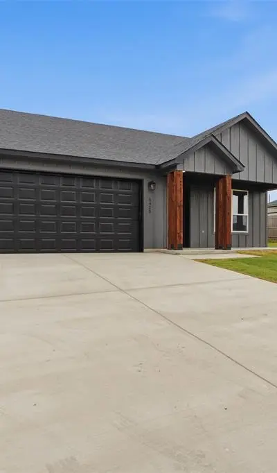 5423 Firewood Trail, Granbury TX 76048 - Photo 3
