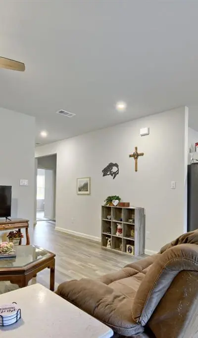 420 Jameson Street, Springtown TX 76082