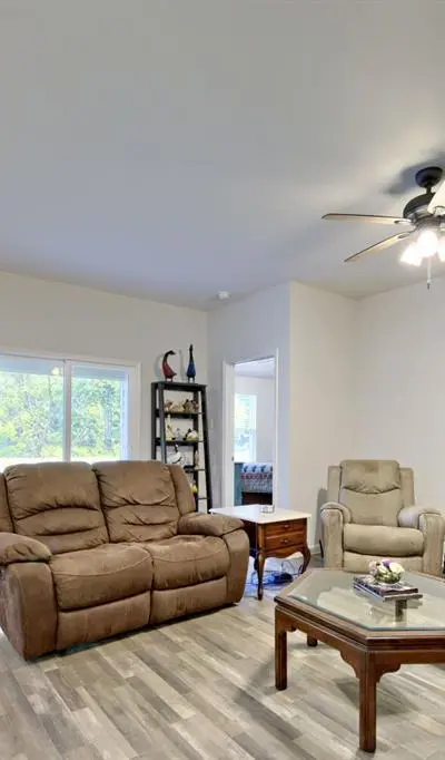 420 Jameson Street, Springtown TX 76082 - Photo 4