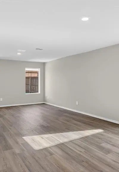 5553 ROLLINS Drive, Denton TX 76249 - Photo 4