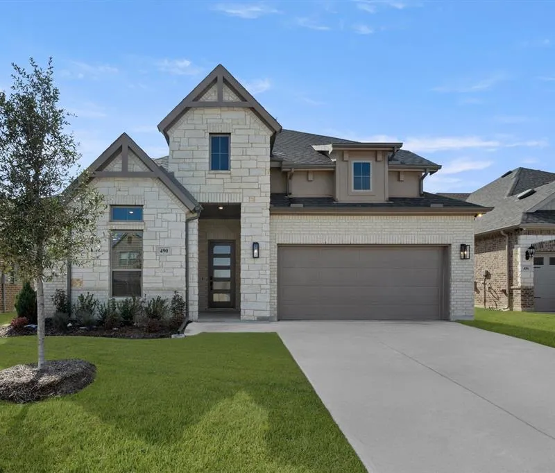 490 Red Maple Road, Waxahachie TX 75165