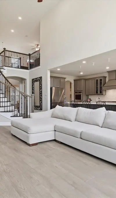 12091 Tavendale Drive, Frisco TX 75035 - Photo 3
