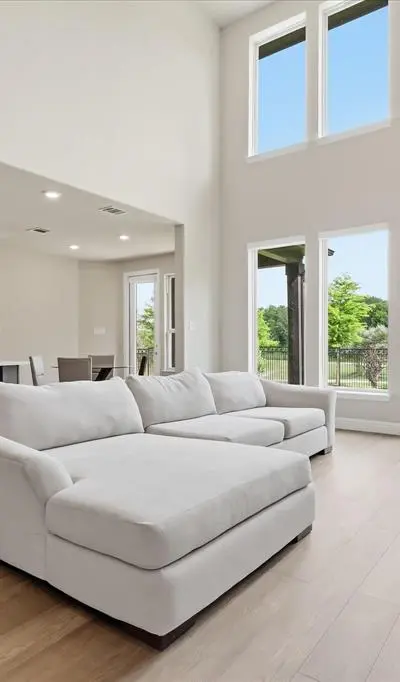 12091 Tavendale Drive, Frisco TX 75035 - Photo 4