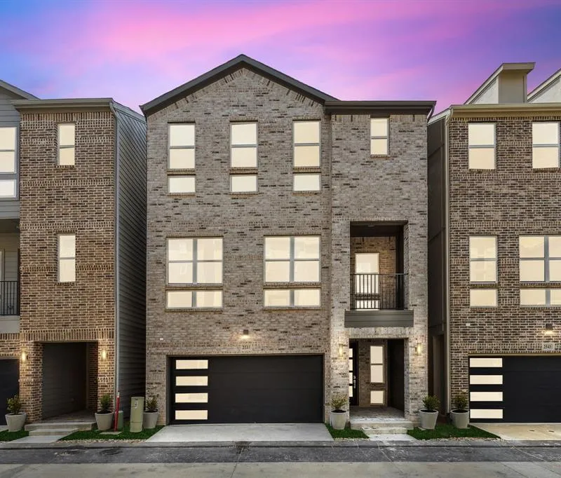 2535 Carolwood Lane, Dallas TX 75212