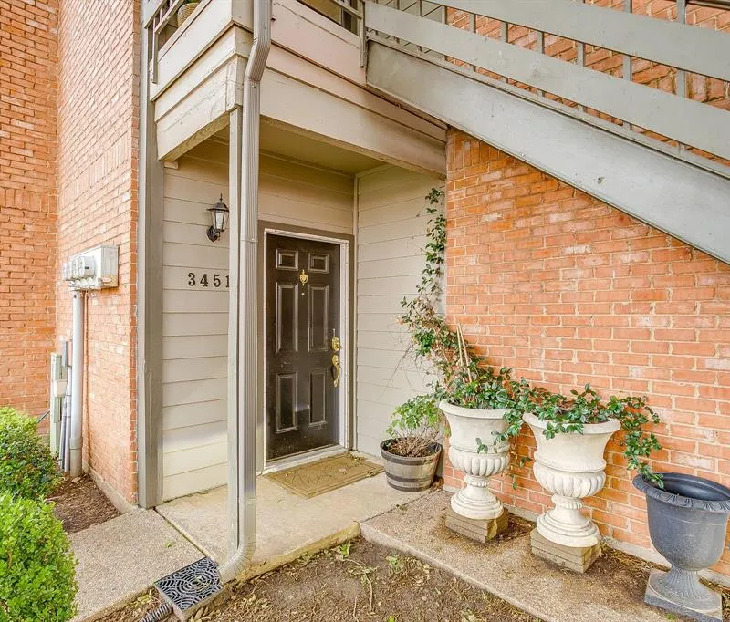 3451 Monticello Park Place, Fort Worth TX 76107