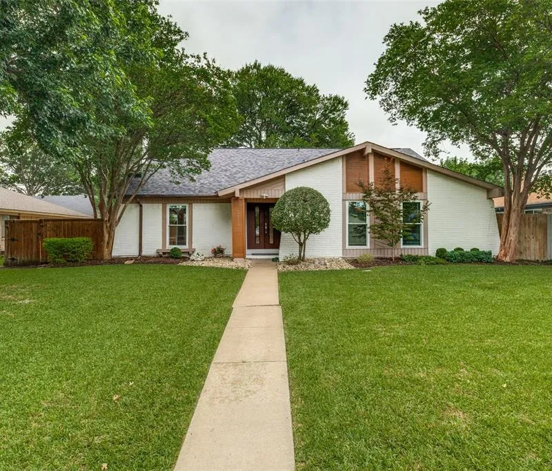2114 Wheaton Drive, Richardson TX 75081