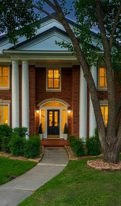 585 Oak Hill Drive, Southlake TX 76092