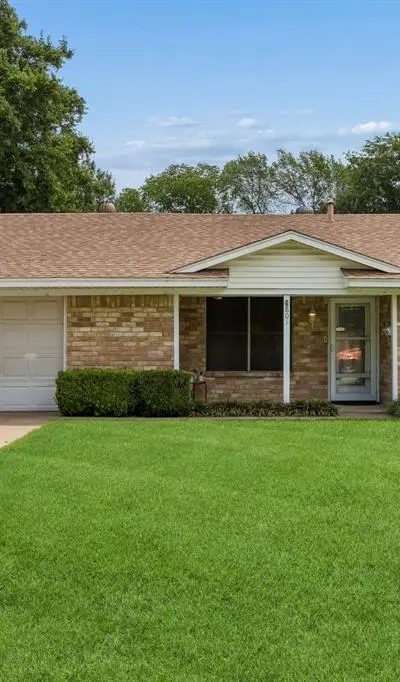 801 Broadway Avenue, Euless TX 76040