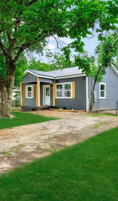207 Pecan Street, Whitesboro TX 76273 - Photo 4