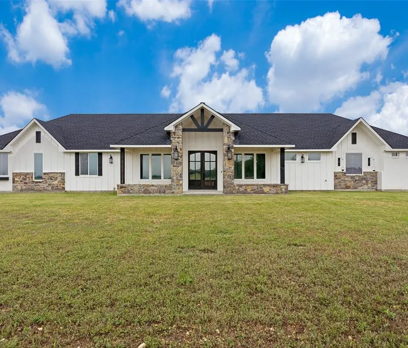 180 Kincannon Lane, New Fairview TX 76078