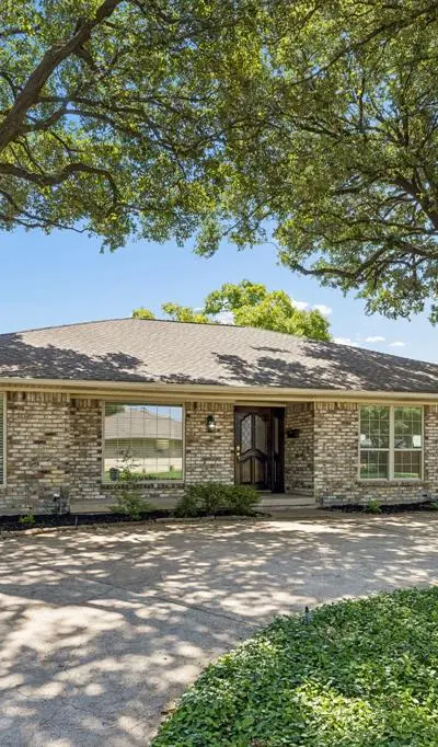 8716 Echo Valley Drive, Dallas TX 75243 - Photo 2