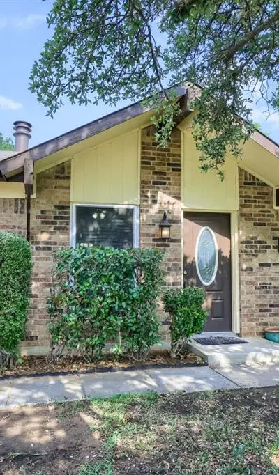 5901 Guildwood Drive, Arlington TX 76017