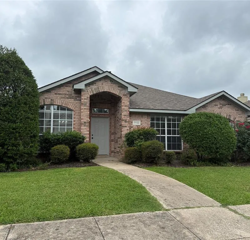 7722 Calypso Drive, Rowlett TX 75088