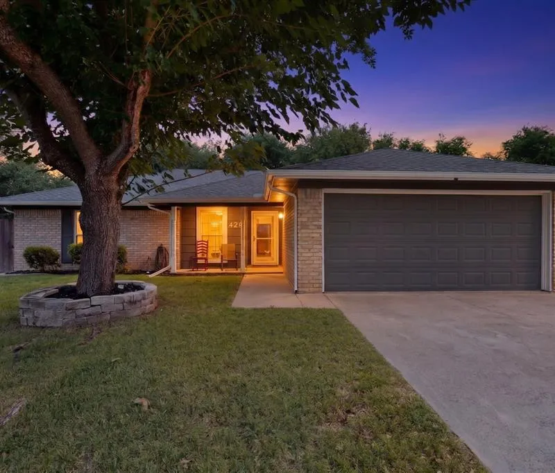 424 Ferenz Avenue, Crowley TX 76036