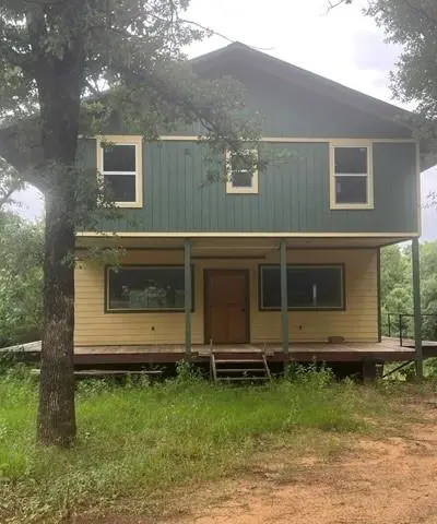924 The Oil Road, Gainesville TX 76240