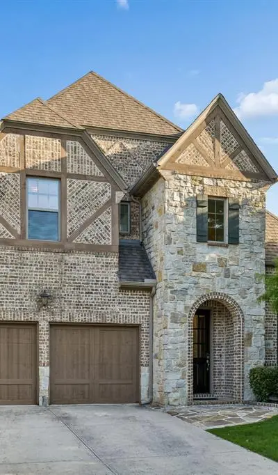 349 Hill Creek Lane, Grapevine TX 76051