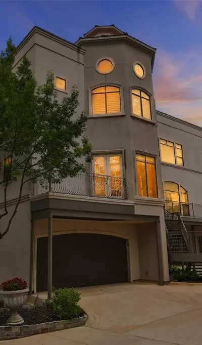 410 Mills Street, Fort Worth TX 76102