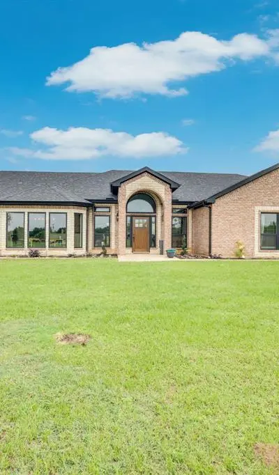 6624 Shadow Valley Drive, Burleson TX 76028