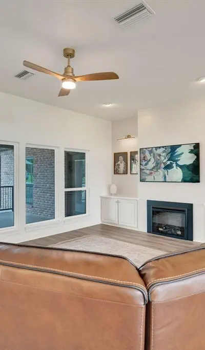 6624 Shadow Valley Drive, Burleson TX 76028 - Photo 4