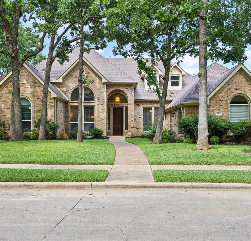 1911 Jesse Way, Corinth TX 76210