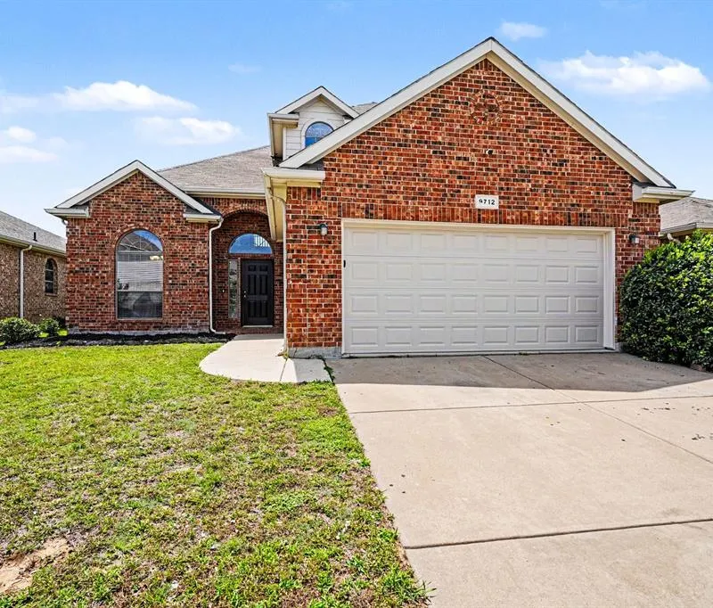9712 Willow Branch Way, Fort Worth TX 76036
