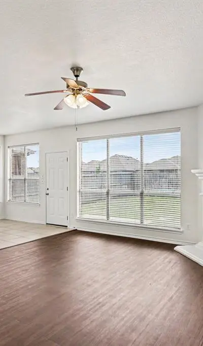 9712 Willow Branch Way, Fort Worth TX 76036 - Photo 5