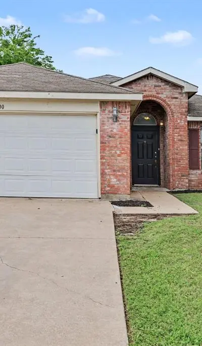 800 Castlewick Court, Arlington TX 76018