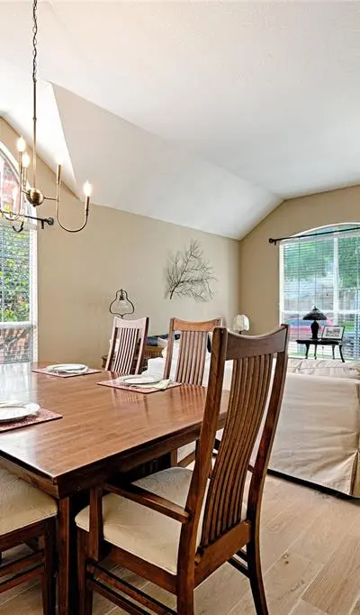 10013 White Lane, Irving TX 75063 - Photo 5