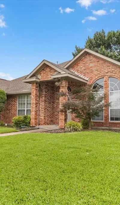 3314 Suzanne Drive, Rowlett TX 75088 - Photo 2