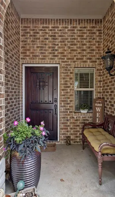 726 Celebrity Court, Midlothian TX 76065 - Photo 3