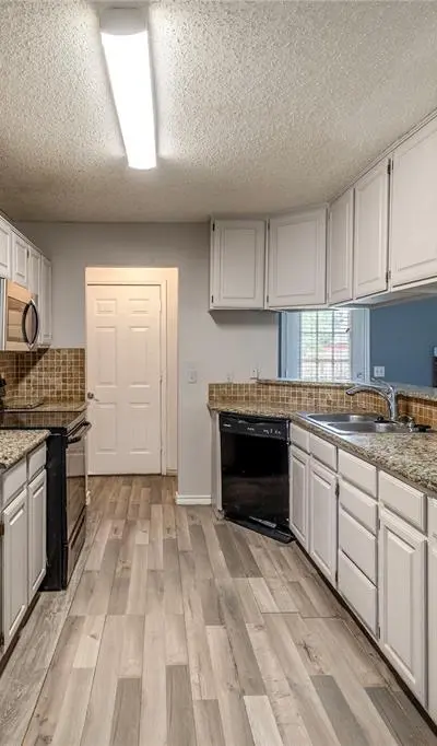 4309 Haverhill Lane, Sachse TX 75048 - Photo 4