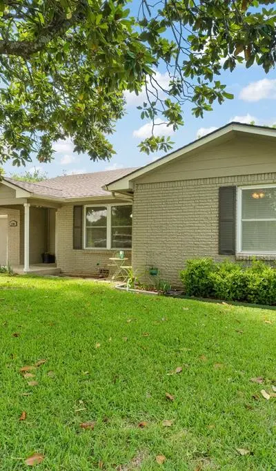1206 Bales Street, Cleburne TX 76033