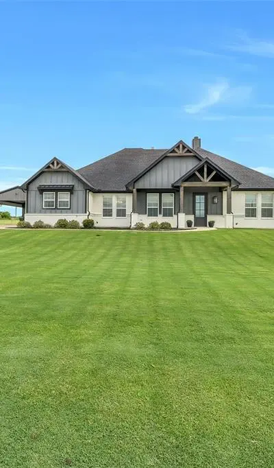 2433 Old Denton Highway, Decatur TX 76234