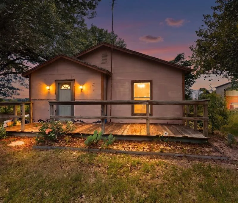 10075 Fm 429, Kaufman TX 75142