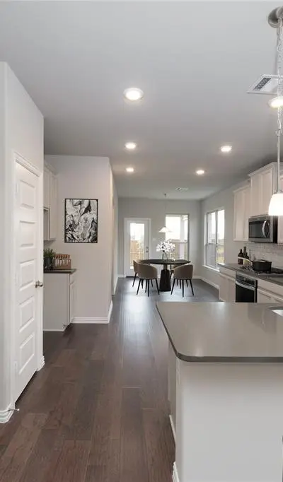 8617 Acorn Avenue, Justin TX 76247 - Photo 2