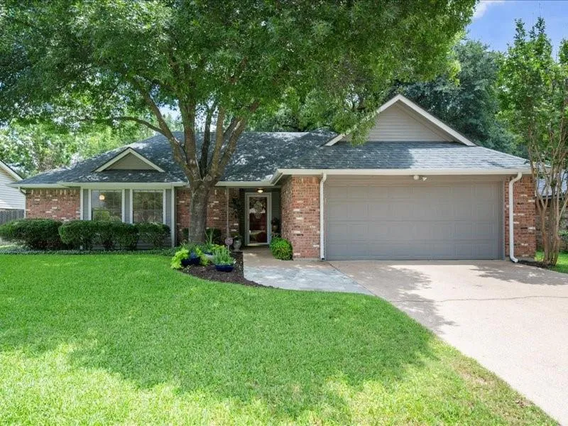 4507 Grey Dawn Drive, Arlington TX 76017