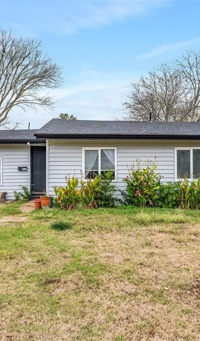 315 Rea Avenue, Lancaster TX 75146 - Photo 2